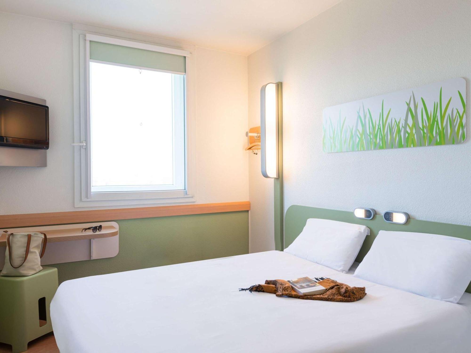 Ibis Budget Bordeaux Sud Villenave-dʼOrnon Екстериор снимка