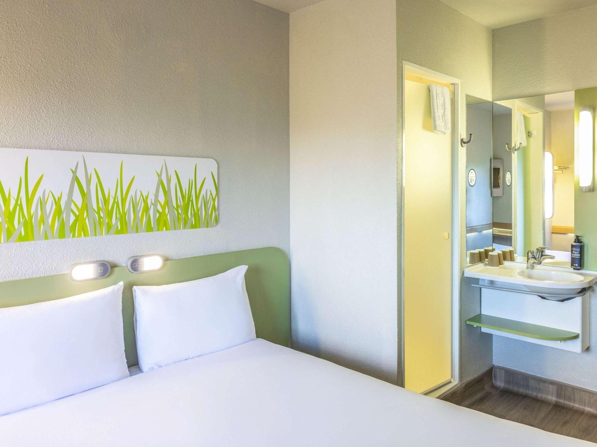 Ibis Budget Bordeaux Sud Villenave-dʼOrnon Екстериор снимка